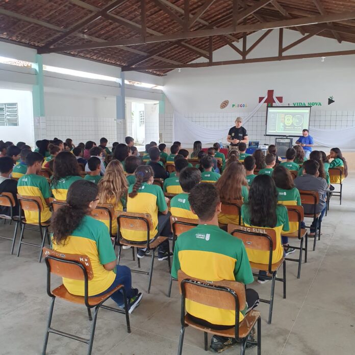 ação escolas