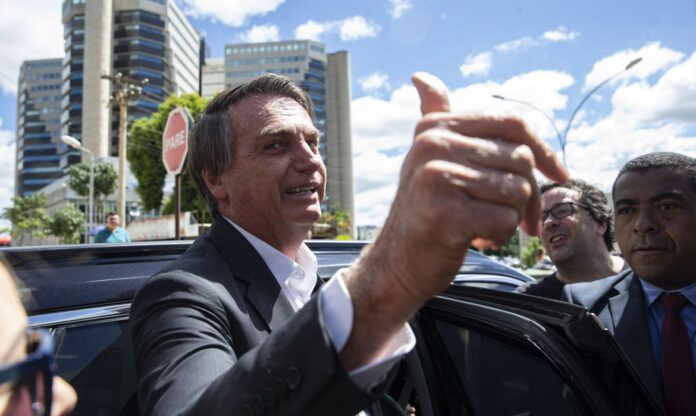 bolsonaro-policia-federal_mcamgo_abr_260420231818-2