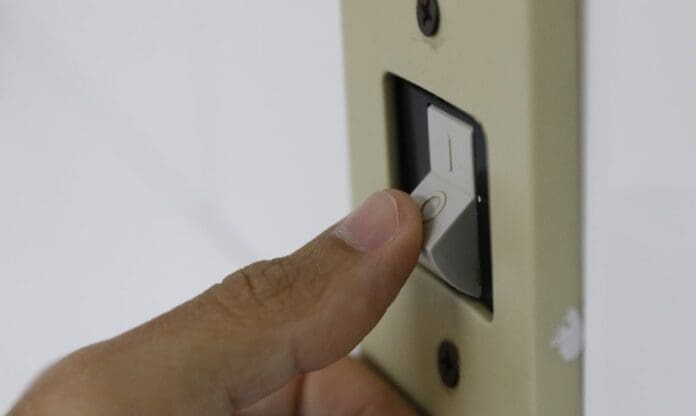 energia_eletrica_interruptor_de_luz_energia070720211248
