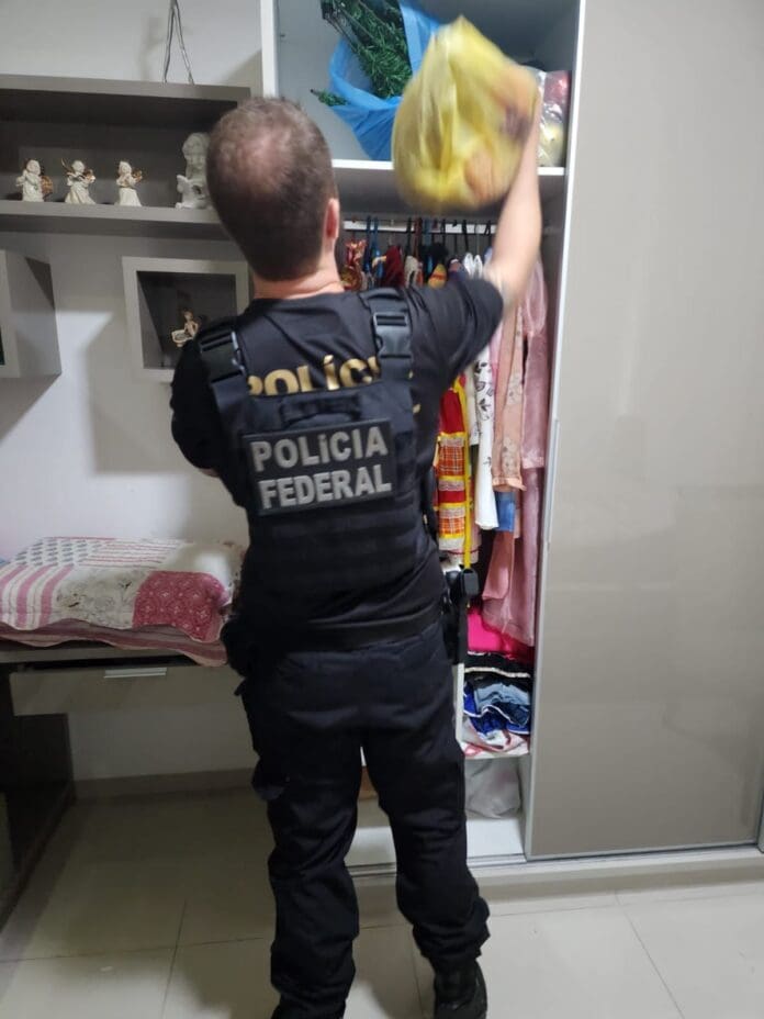 ed06c1f8-bdcf-49a4-ab9a-d7e23233389e