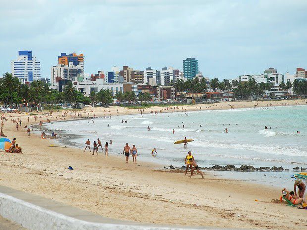 Todos-os-trechos-de-praia-estao-proprios-para-banh0016167000202410120837