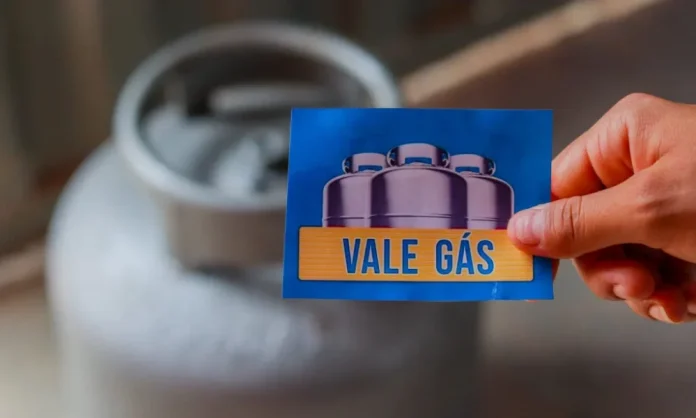 Governo-Federal-bate-o-martelo-e-anuncia-se-o-Auxilio-Gas-sera-antecipado-neste-mes-de-marco-1024x683.jpg-1000x600