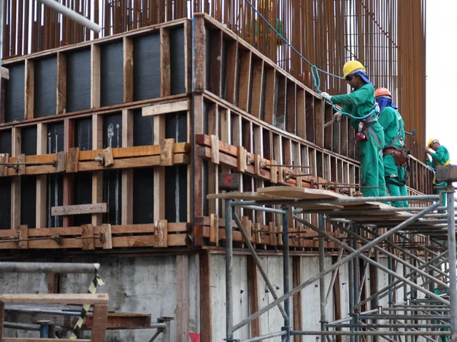 João Pessoa se destaca no Nordeste com alta de 7,12% na geração de empregos em 12 meses. Veja os setores que mais contrataram e as perspectivas para 2026 João Pessoa se destaca no Nordeste com alta de 7,12% na geração de empregos em 12 meses. Veja os setores que mais contrataram e as perspectivas para 2026