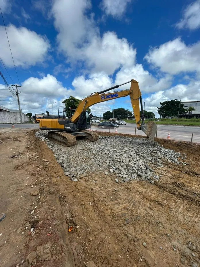 obras-viaduto-bairrodasindustrias-thmais-696x928
